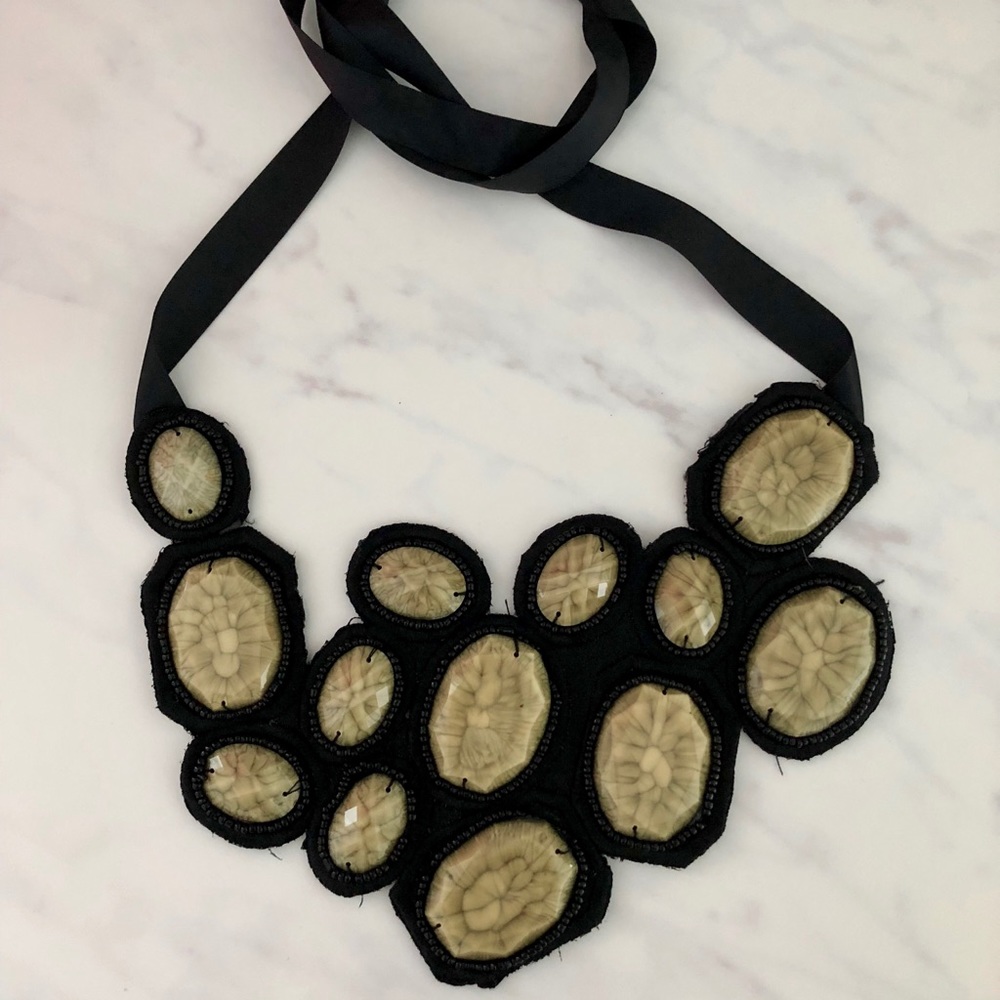 Felt necklace